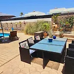 Carmi Private Pool