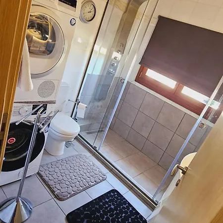 Carmi Private Pool *